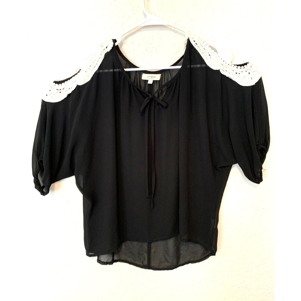 UMGEE SHEER BLACK HI/LO CROCHET COLD SHOULDER PUFFY SLEEVES SIZE LARGE